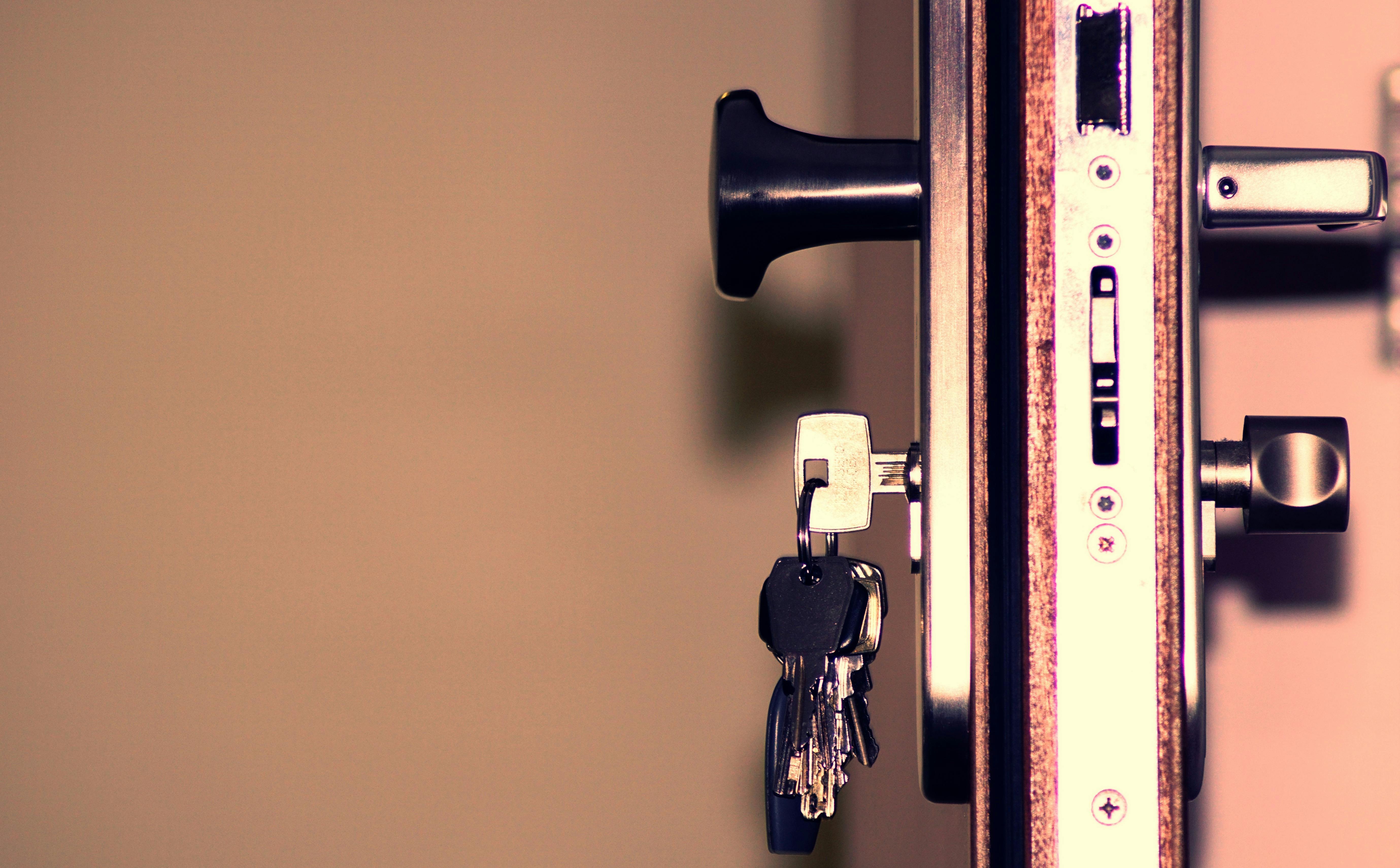 Professional door lock installation in Texarkana